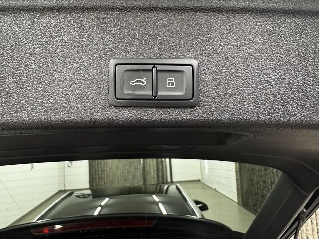 Audi A4 40 TFSI Avant Quattro S-Tronic