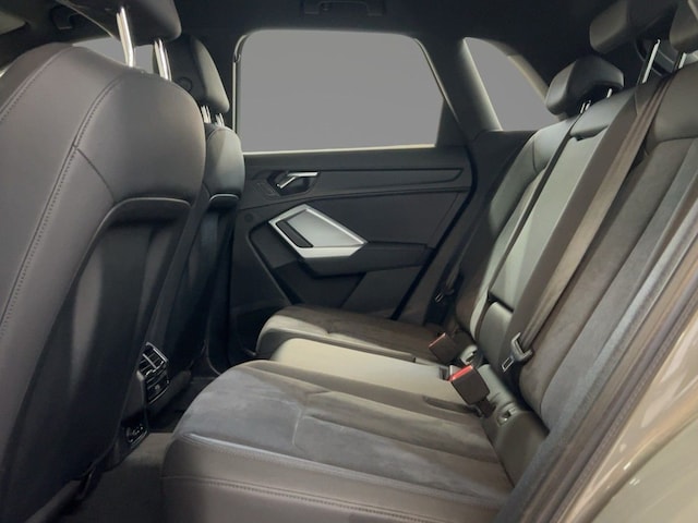 Audi Q3 35 TFSI S-Line S-Tronic