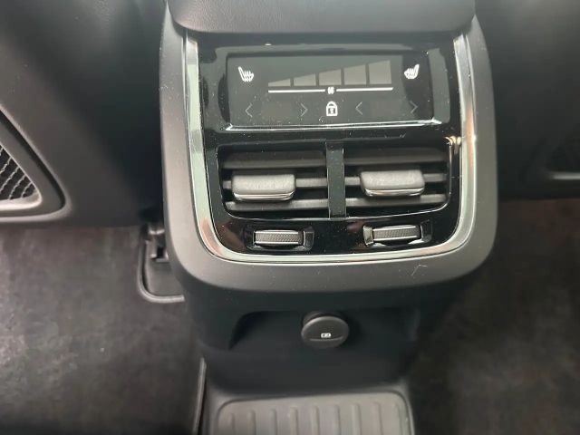 Volvo XC90 R-Design Recharge