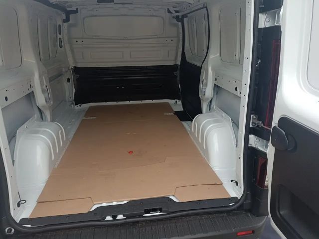 Renault Trafic L1H1 dCi 110