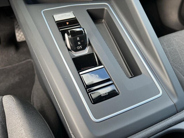 Volkswagen Golf 1.5 eTSI DSG Golf VIII Life