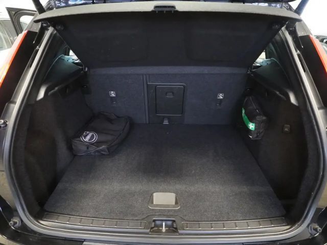 Volvo XC40 Recharge T4