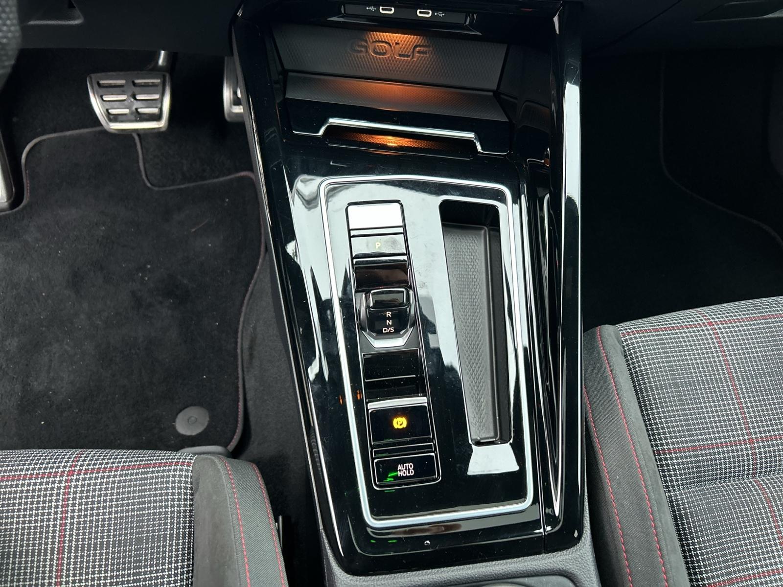 Volkswagen Golf GTI Golf VIII IQ.Drive