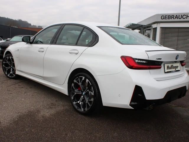 BMW 330 330e M-Sport Sedan xDrive