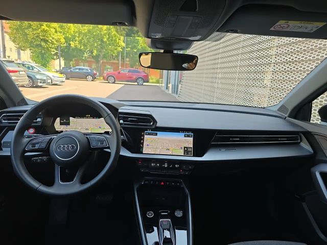 Audi A3 35 TFSI S-Line Sedan Sportback