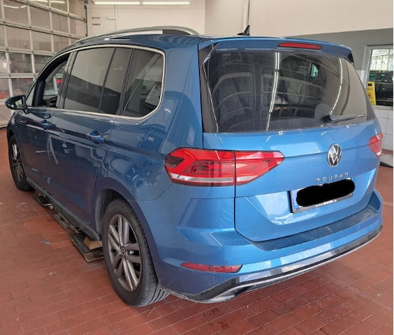 Volkswagen Touran 1.5 TSI DSG | PANO NAVI