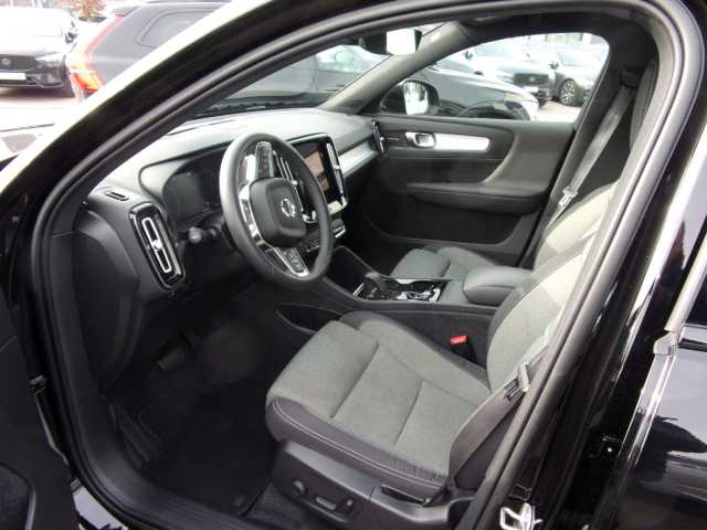 Volvo XC40 Dark Plus