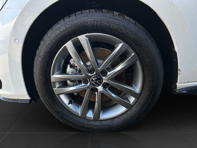 Volkswagen Touran 1.5 TSI DSG R-Line