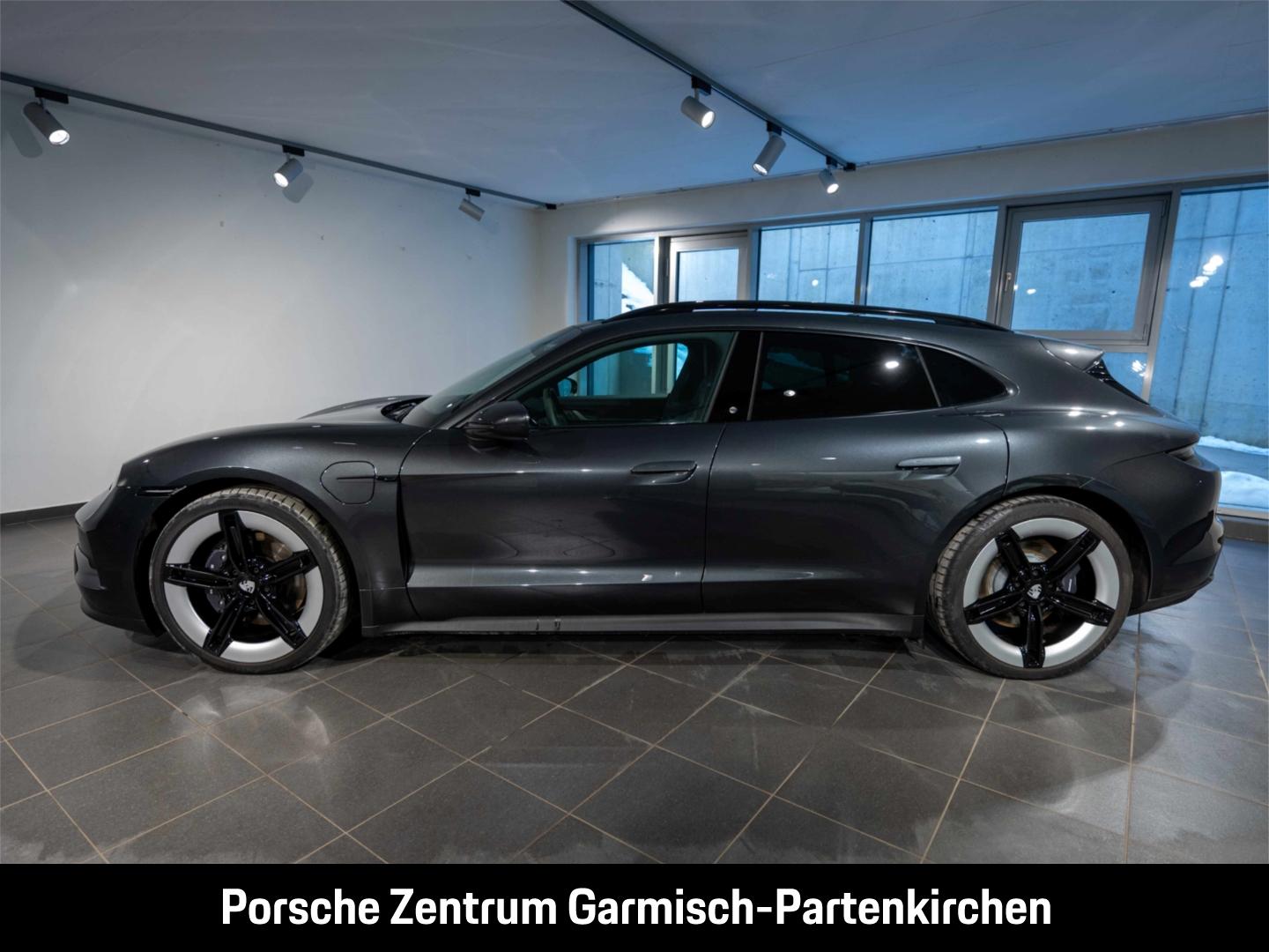 Porsche Taycan Sport Turismo