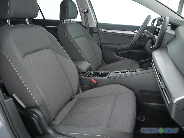 Volkswagen Golf 1.5 eTSI DSG Life Variant