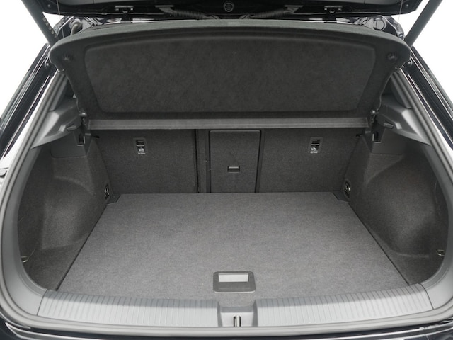 Volkswagen T-Roc T-Roc R  MATRIX AKRAPOVIC PANO AHK BEATS LEDER