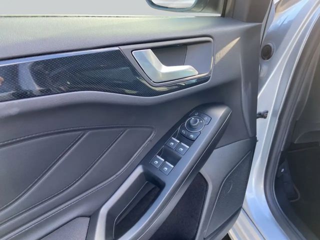 Ford Focus EcoBoost ST Line Wagon