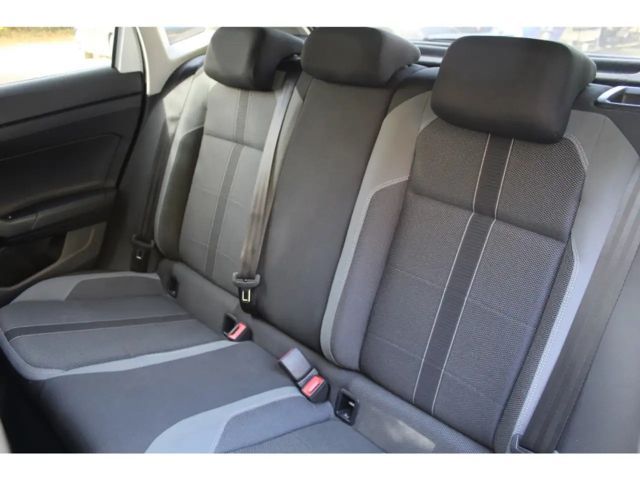 Volkswagen Polo 1.0 TSI IQ.Drive Style