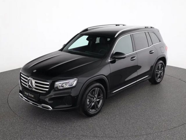 Mercedes-Benz GLB 180 Österreich-Edition AHK Winterpaket