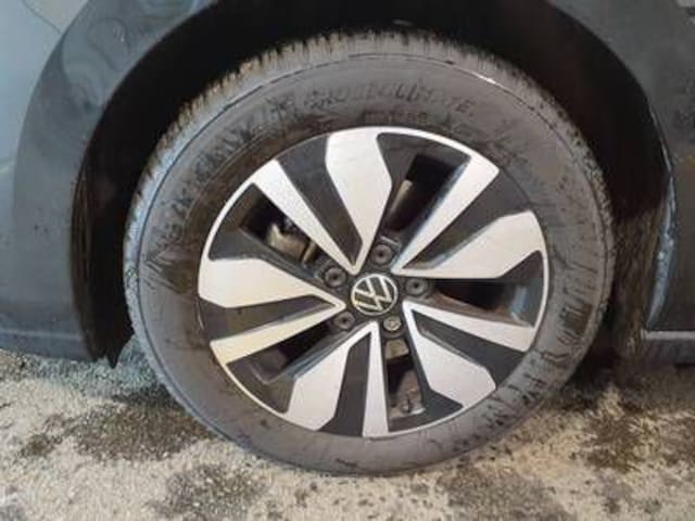 Volkswagen Golf 1.5 TSI Golf VIII