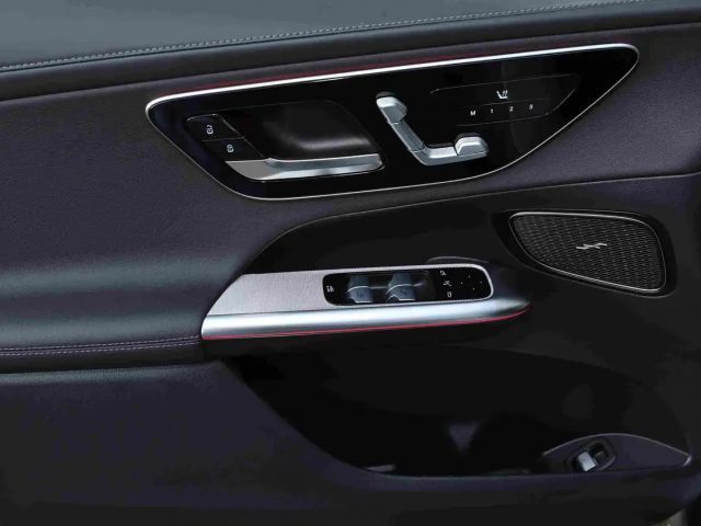 Mercedes-Benz GLC 300 4MATIC AMG Line