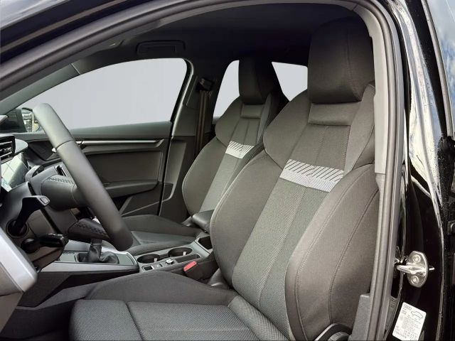 Audi A3 30 TFSI Sedan