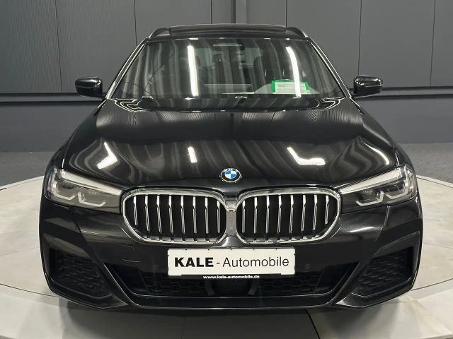 BMW 520 520d M-Sport Touring