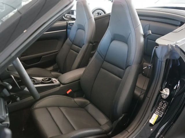 Porsche 992 Cabrio Carrera