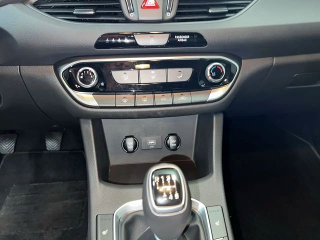 Hyundai i30 1.0 Connect T-GDi