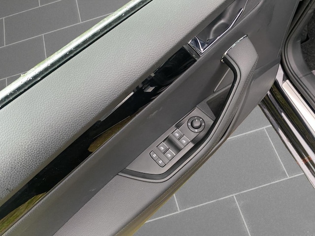 Skoda Superb 2.0 TDI Combi