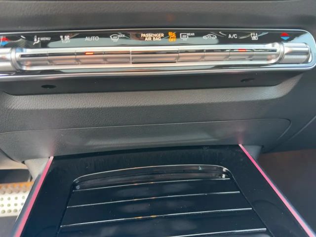 Mercedes-Benz EQA 250 AMG Line