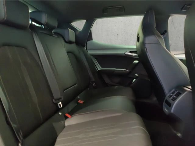 Cupra Leon e-HYBRID Sportpaket Navi Rückfahrkamera LED  ACC