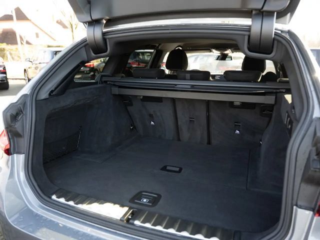 BMW 318 318i M-Sport Touring