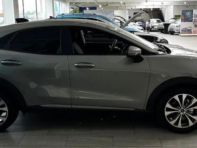 Ford Puma EcoBoost Titanium