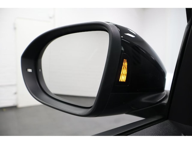 Volkswagen T-Roc 1.5 TSI R-Line