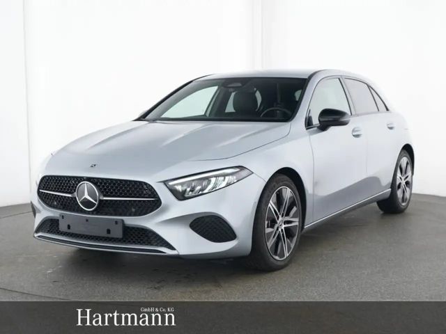 Mercedes-Benz A 180 Hatchback Progressive