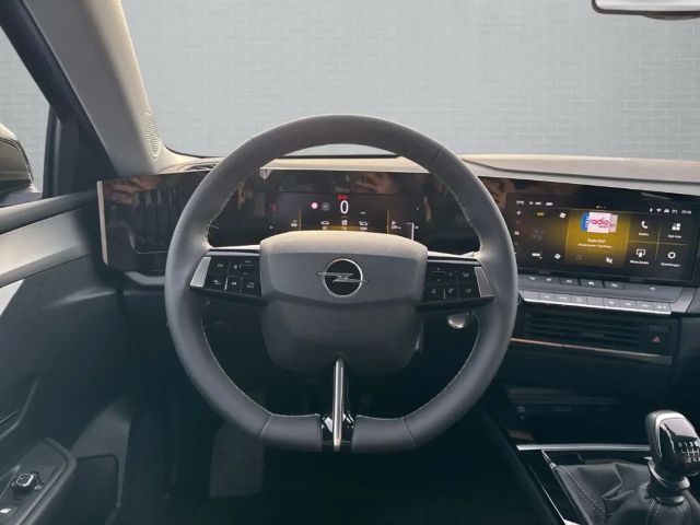 Opel Astra 1.2 Turbo Sports Tourer business+