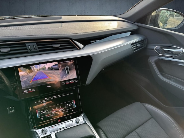 Audi Q8 e-tron 55 Quattro S-Line