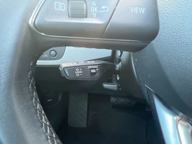 Audi A4 35 TFSI Avant S-Line