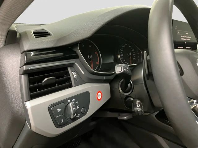 Audi A4 30 TDI S-Tronic