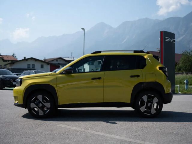 Fiat Grande Panda E La Prima