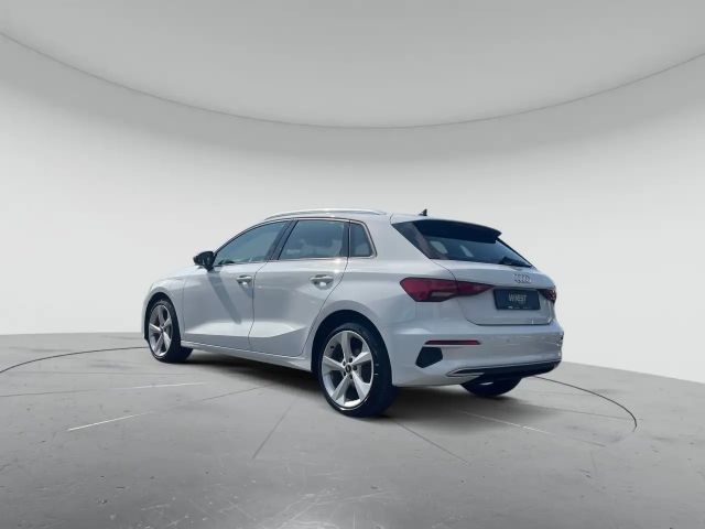 Audi A3 40 TFSI Hybride Sedan