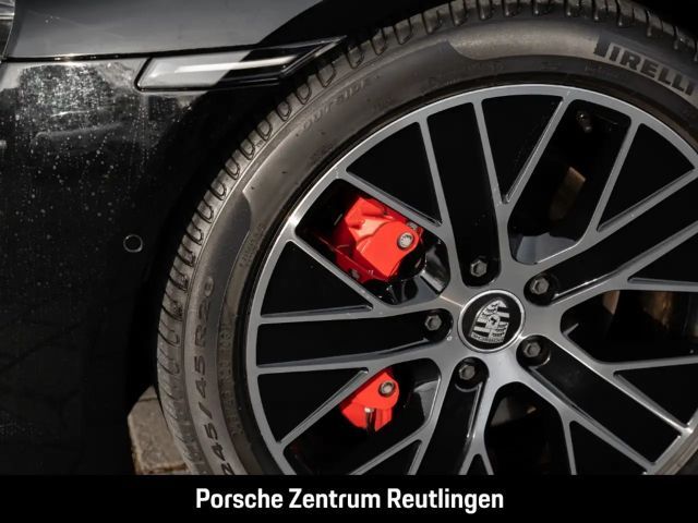 Porsche Taycan 4S