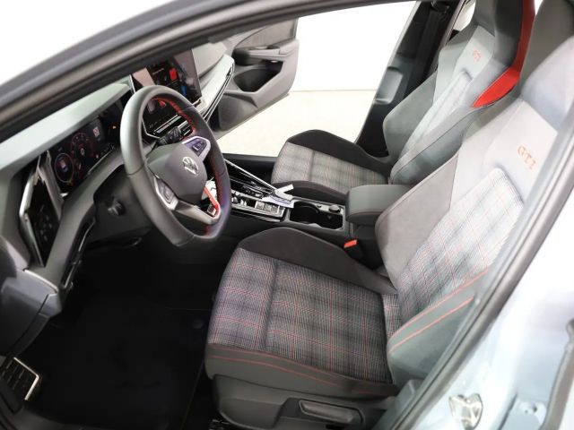 Volkswagen Golf DSG GTI