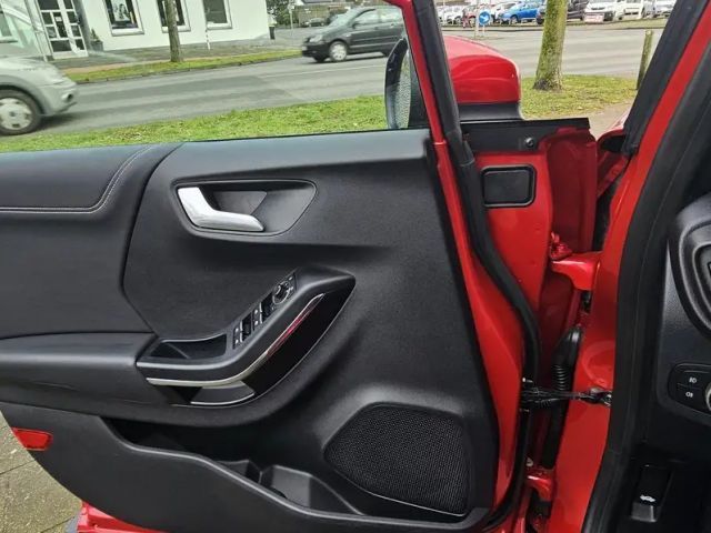 Ford Puma EcoBoost Titanium