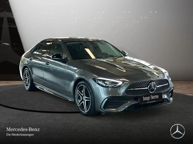 Mercedes-Benz C 180 AMG Line Sedan