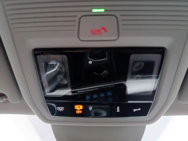 Volkswagen Golf 1.5 TSI Golf VIII Life