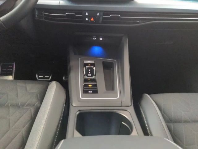 Volkswagen Golf 2.0 TDI DSG Golf VIII Variant