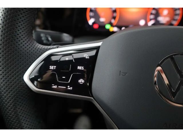 Volkswagen Golf 2.0 TSI DSG R-Line