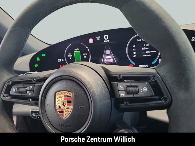 Porsche Taycan 4 Cross Turismo
