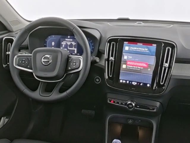 Volvo XC40 Dark Plus