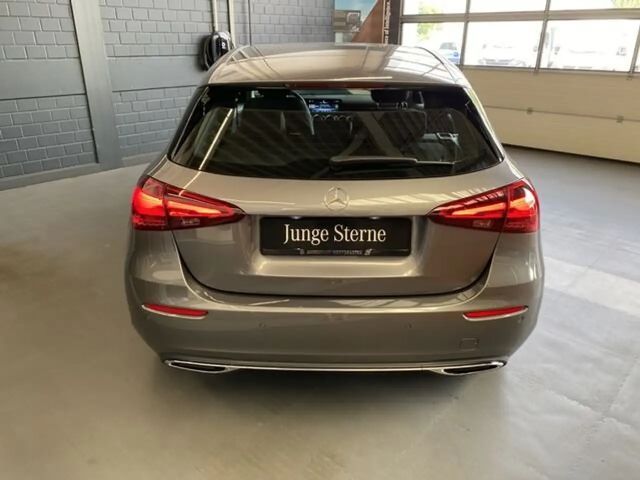 Mercedes-Benz A 200 Progressive