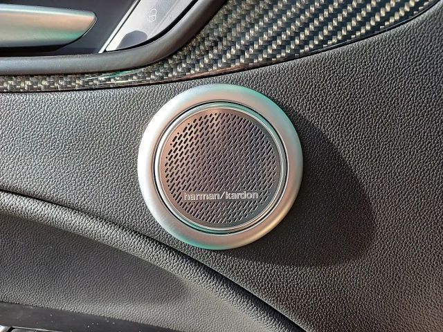 Alfa Romeo Stelvio AT8 Q4 Quadrifoglio Turbo