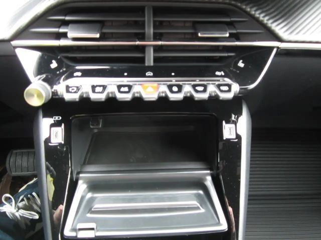 Peugeot 2008 Allure Pack Hybrid