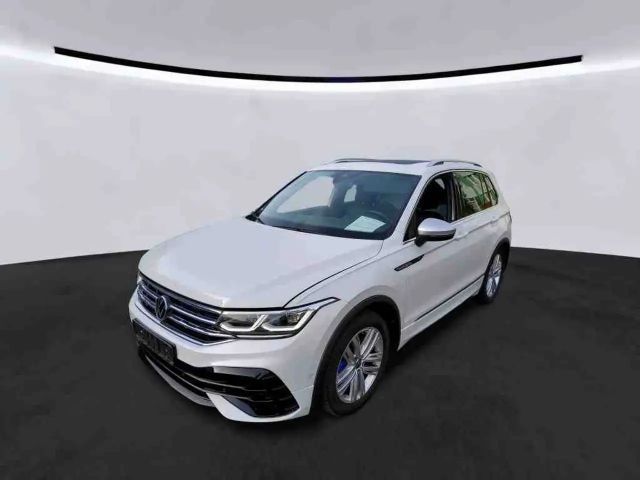 Volkswagen Tiguan R *Sonderleasing* *AKRAPOVIC* Pano Leder Memory